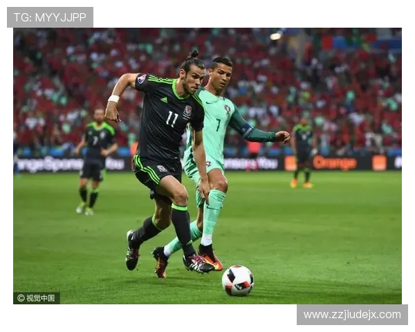 威尔士球迷热情高涨，助威场面令人瞩目，球队士气提升明显