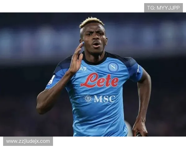 奥斯梅恩当选非洲年度最佳球员,状态持续提升备受期待 奥斯梅恩当选非洲年度最佳球员,状态持续提升备受期待