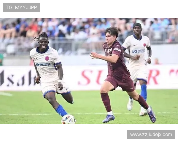 切尔西大规模引援效果争议显现，对球队阵容磨合与竞争力形成考验。