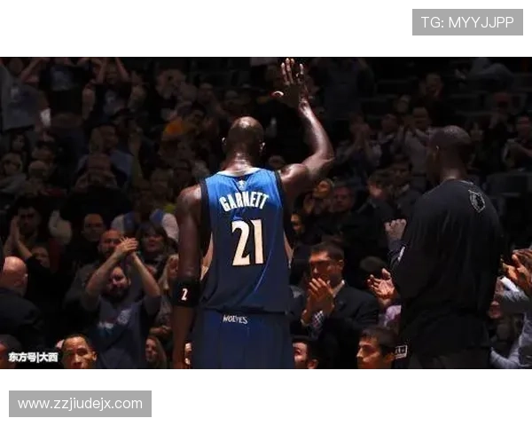 奥尼尔篮下强势对比加内特篮板压制力明显提升比赛影响